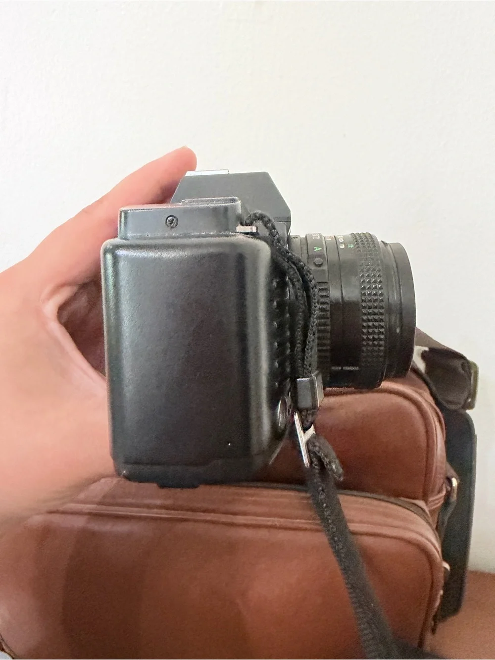 Vintage Canon T70 35mm SLR Film Camera 50mm Lens Flash Carry Bag Manual Tested